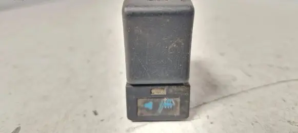 Volvo 850 Seat heating switch 3545790
