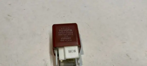 Lexus IS 200-300 Other relay 9098702006
