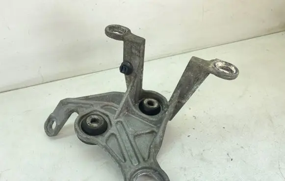 Mercedes-Benz C W204 ABS pump bracket A2044300110