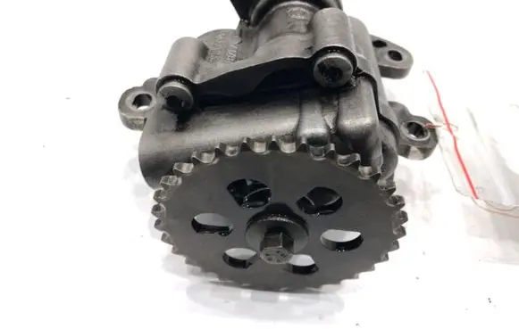 Jaguar X-Type Oil pump 1S7Q6600