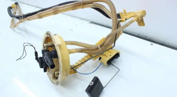 BMW 3 E90 E91 Fuel level sensor 03160603