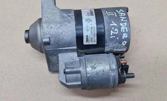 Dacia Sandero II Starter motor 8200369521G