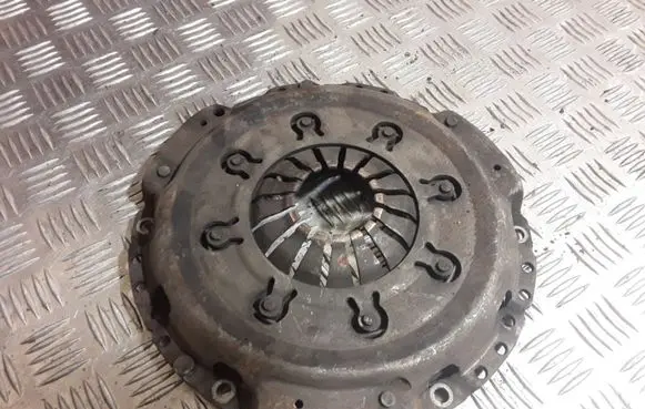 Opel Vivaro Pressure plate 