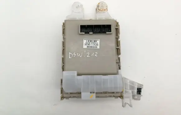 Toyota Verso-S Fuse box set 827300F052A