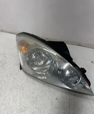 KIA Ceed Headlight/headlamp 921021H000