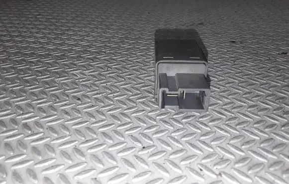 Nissan Almera Other relay 24330C9900