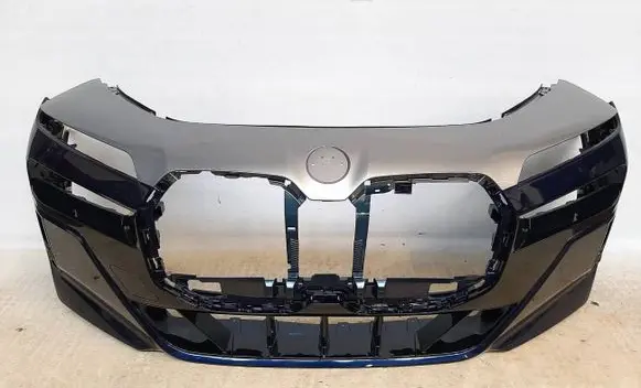 BMW 7 G70 Front bumper