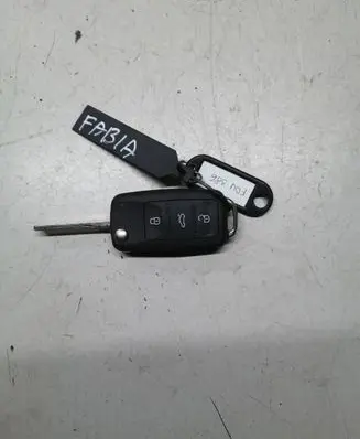 Skoda Fabia Mk2 (5J) Ignition key/card 3T0837202 A01041300