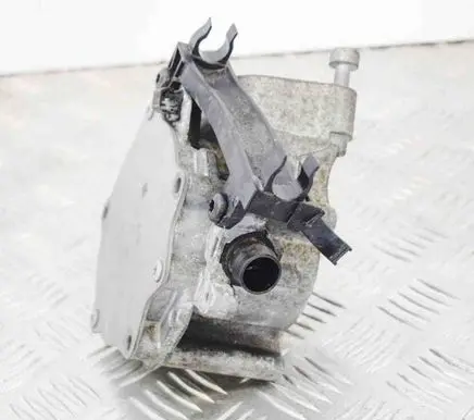 Vacuum pump