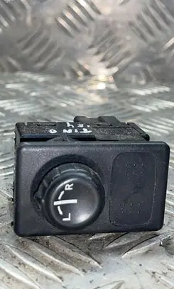 Nissan Almera Tino Wing mirror switch
