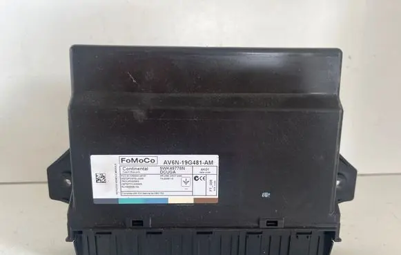 Ford Kuga II Comfort/convenience module AV6N19G481AM 5WK49778N