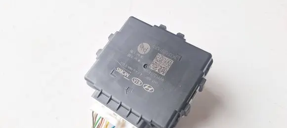 KIA Pro Cee'd III Parking PDC control unit/module 99910J7400 SK337002182FD