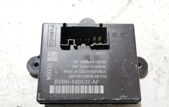 Ford Focus Door control unit/module AV6N14C236AB