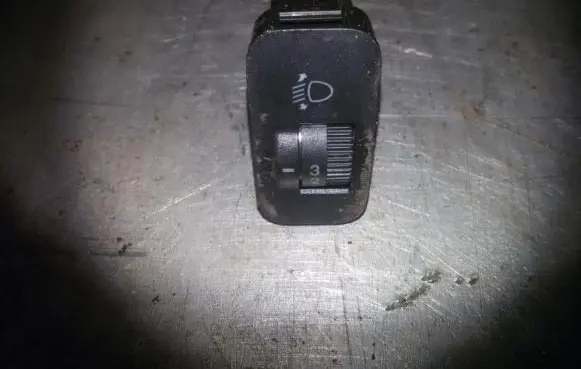 Honda Jazz Headlight level height control switch m20010hjss5a