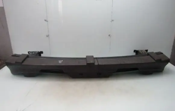 Nissan Leaf II (ZE1) Rear bumper support beam 