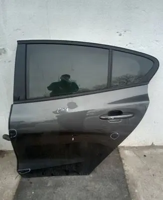 Ford Focus Rear door