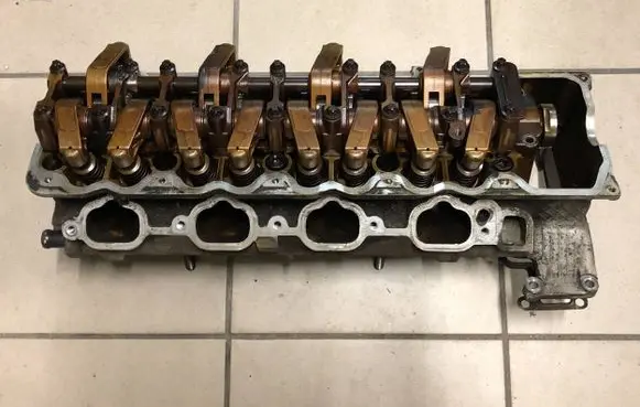 Mercedes-Benz ML W163 Engine head R1130161601