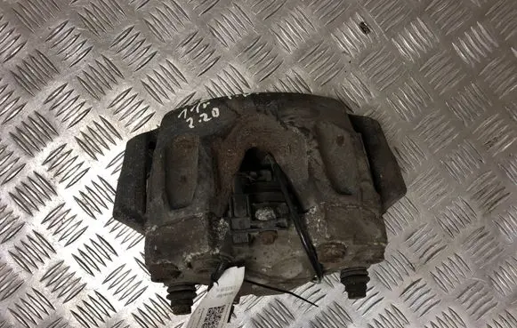 Mercedes-Benz E W212 Front brake caliper