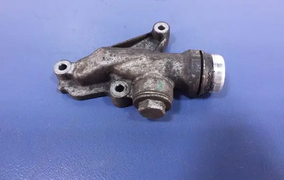 Mercedes-Benz CLA C117 X117 W117 Thermostat/thermostat housing A6512000556