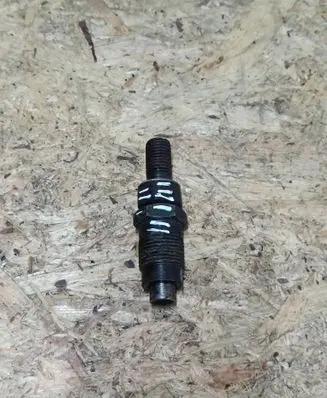 Fuel injector