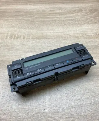 Volkswagen Golf IV Climate control unit 