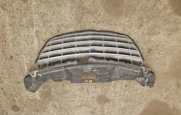 Chrysler Pacifica Front grill