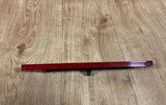 Audi A4 S4 B6 8E 8H Third/center stoplight 28427002