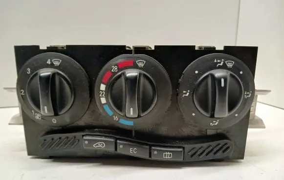 Mercedes-Benz A W168 Climate control unit 1688300485