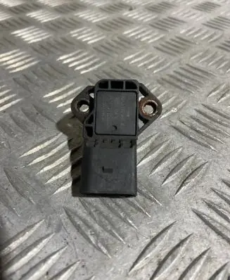 Volkswagen Crafter Air pressure sensor 03k906051