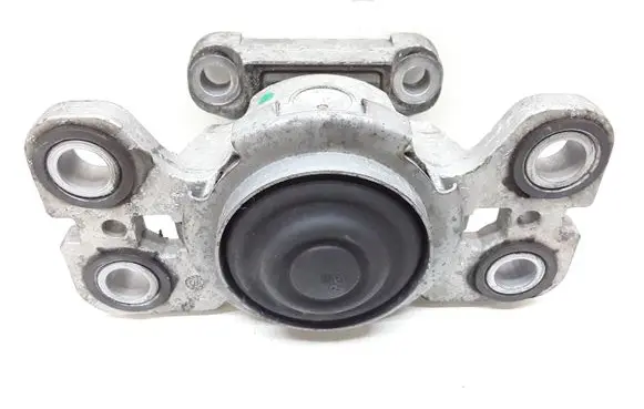 Volvo V70 Engine mount bracket 8G9N7M121BA00 8G9N7M121