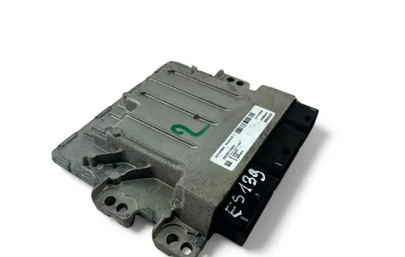 Renault Captur Engine control unit/module ECU 237107362S 237107363S