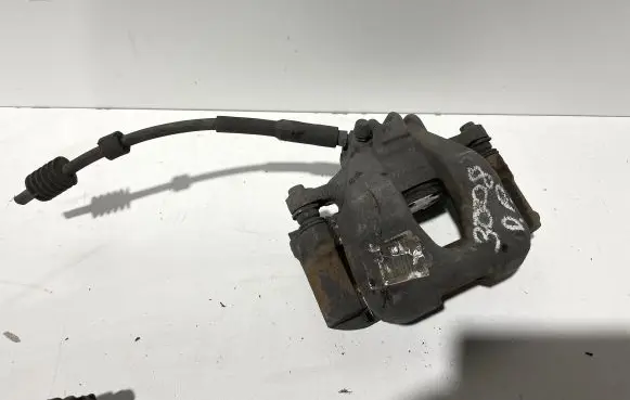 Peugeot 3008 I Front brake caliper
