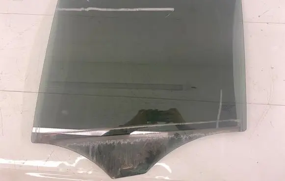Mercedes-Benz ML W164 Rear door window glass 43R002444