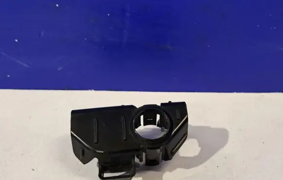 Volvo S90, V90 Front parking sensor holder (PDC) 31383244