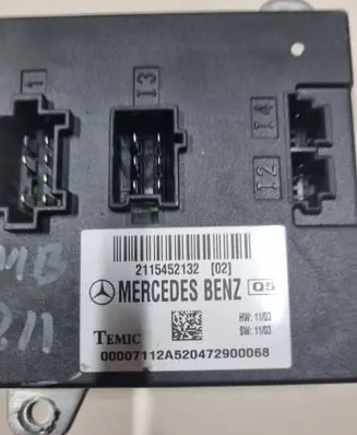 Mercedes-Benz E W211 Comfort/convenience module 2115452132 202071205