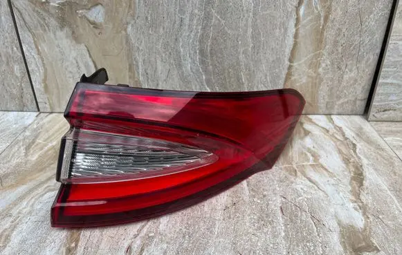 Maserati Levante Rear/tail lights 20670201 CCC150001 0670032331