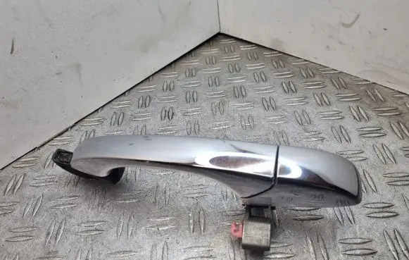 Chrysler 300 - 300C Front door exterior handle 05065800AF 24737P 0425CR