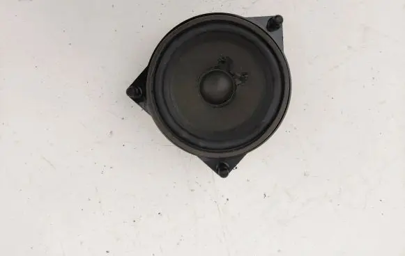 Mercedes-Benz C W205 Front door high frequency speaker 0001029912