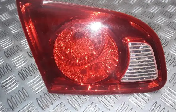 Hyundai Santa Fe Tailgate rear/tail lights 924052b000