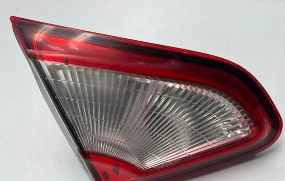 Nissan Qashqai Tailgate rear/tail lights 89503189 B26555BR01A