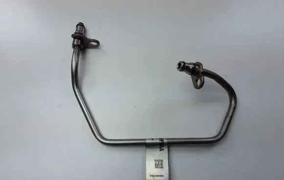 Ford Focus Turbo turbocharger oiling pipe/hose H6BG6K679AA