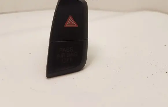 Audi RS4 Hazard light switch 8K2941509A
