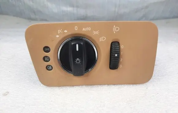 Mercedes-Benz CLS C219 Light switch A2195450304