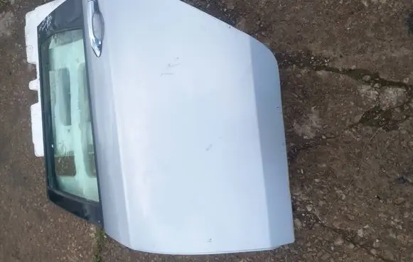 Honda Accord Rear door