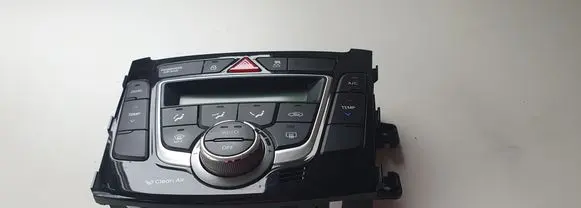 Hyundai i30 Climate control unit