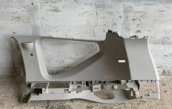 Renault Espace V (RFC) (D)pillar trim (top) 769340178R