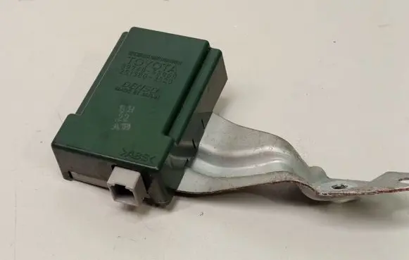 Lexus IS 220D-250-350 Door control unit/module 8974053060 2513003520