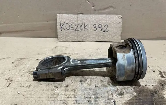 Citroen C3 Piston with connecting rod