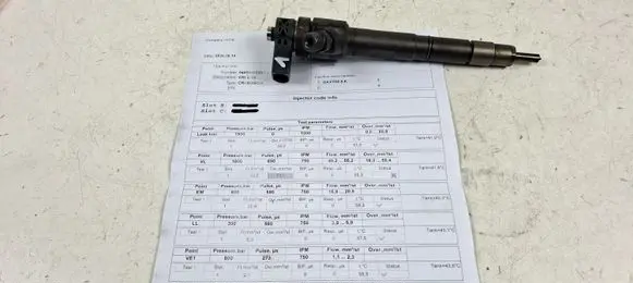 Volkswagen Tiguan Fuel injector 03L130277J