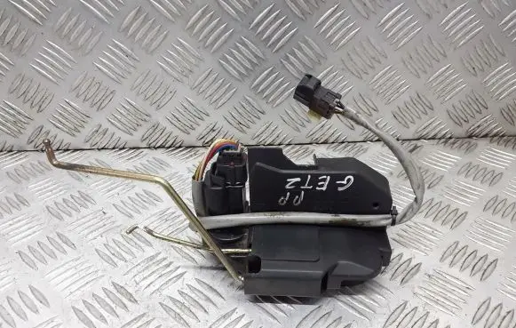 Hyundai Getz Front door lock